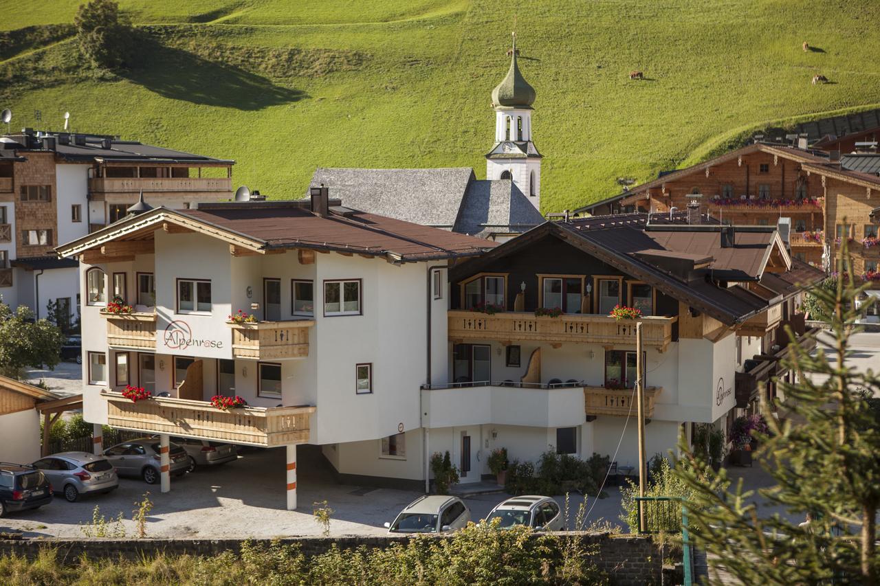 Alpenrose Hotel-Garni Gerlos Exteriör bild