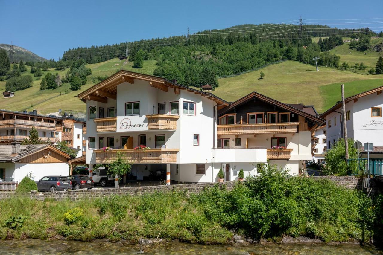 Alpenrose Hotel-Garni Gerlos Exteriör bild